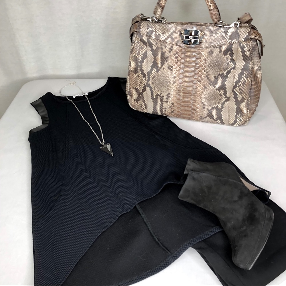 ✨HP✨ NWOT Firth Designer Black Top, Size Small - Picture 1 of 8